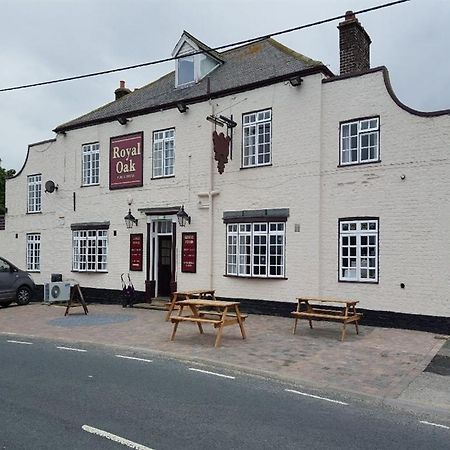 Royal Oak Hotel Hunmanby Room photo